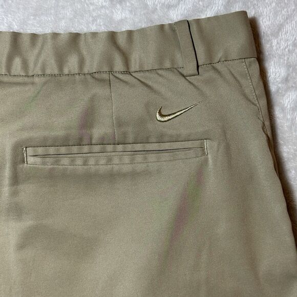 Nike Golf Dri Fit Casual Flat Front Chino Shorts Mens Size 38 Beige - Picture 4 of 6